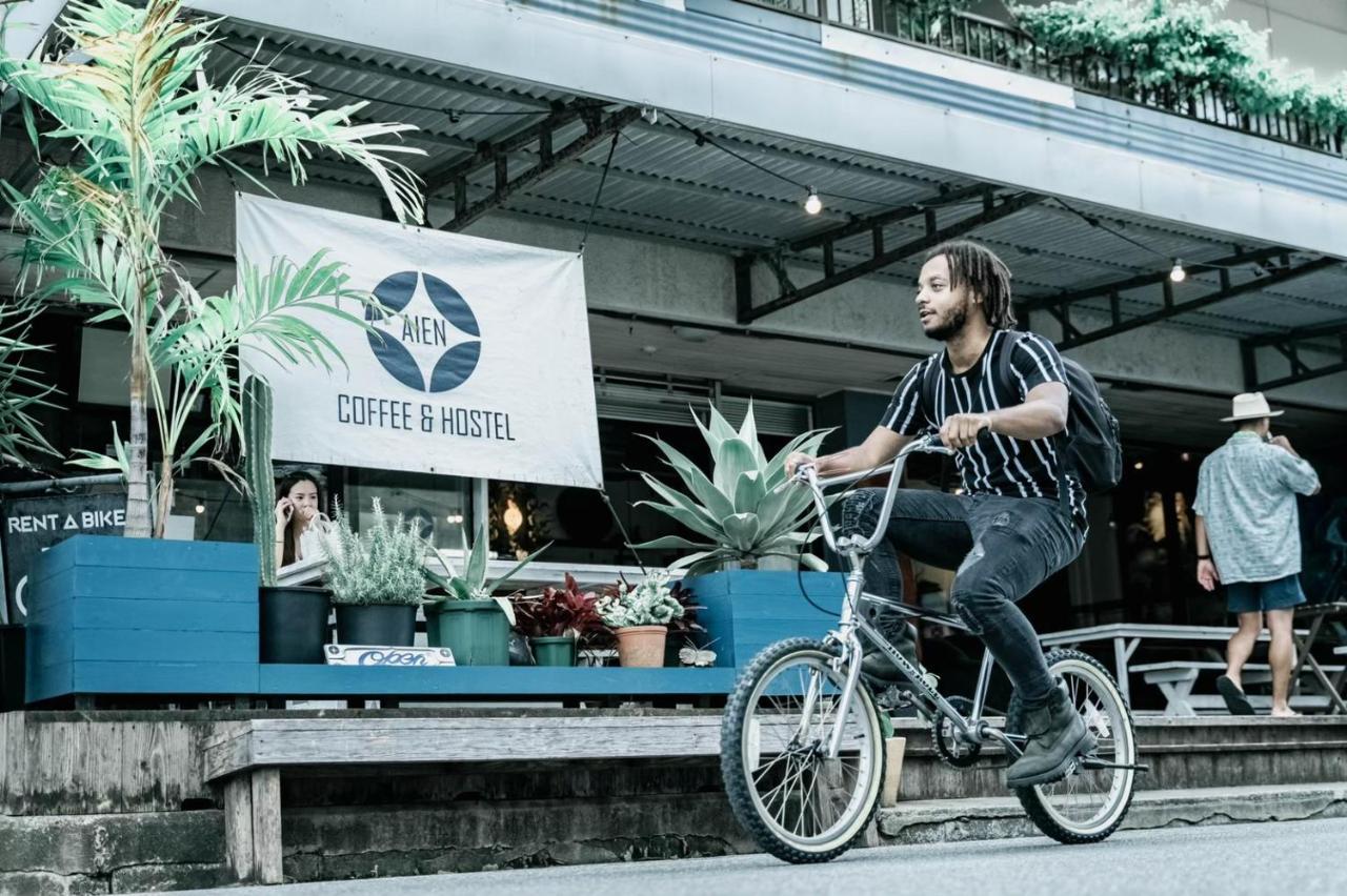 Aien Coffee & Hostel Chatan Zewnętrze zdjęcie